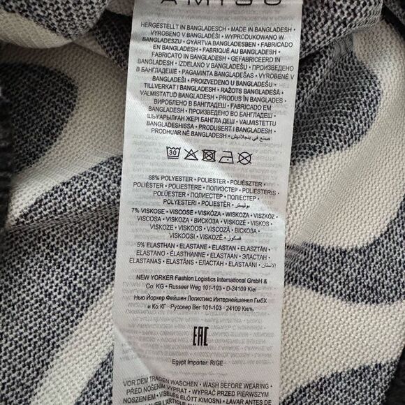 Amisu Geometric Cropped Sweater XS - Picture 5 of 5